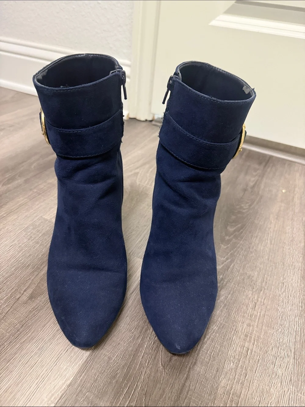Jones New York Navy Suede Ankle Booties with Gold Ring Detail 9.5